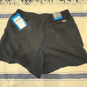 Columbia Omni-shade shorts